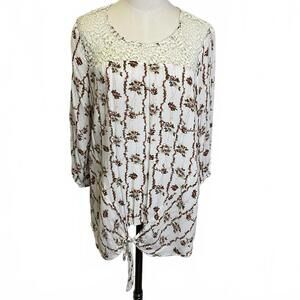 Weekend by Suzanne Betro Women's Size Large White Floral Lace Blouse Top